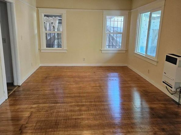 1425 N Normandie Avenue, Los Angeles CA 90027