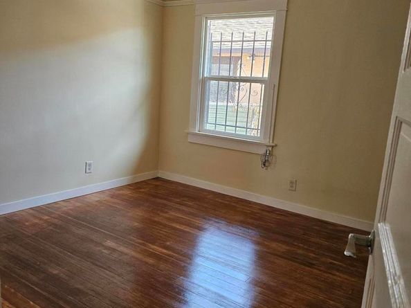 1425 N Normandie Avenue, Los Angeles CA 90027