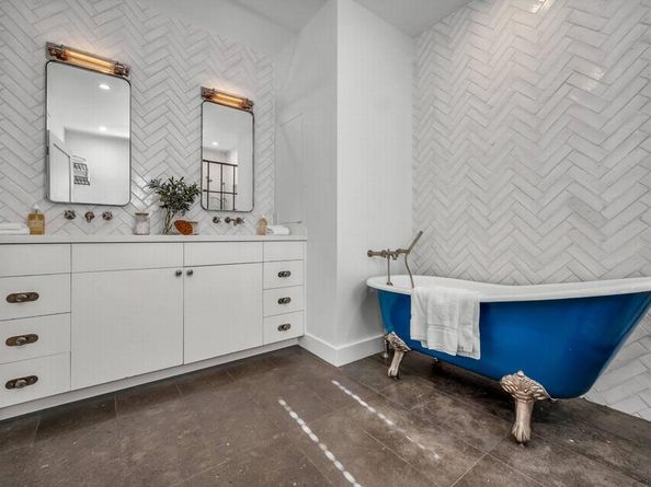 1403 N Orange Grove Avenue, West Hollywood CA 90046