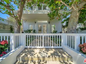 2620 Grand Canal, Venice CA 90291