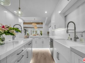 2620 Grand Canal, Venice CA 90291