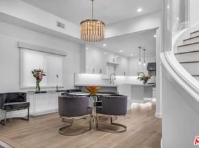 2620 Grand Canal, Venice CA 90291