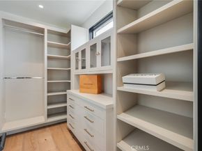 427 Santa Ana Av, Newport Beach CA 92663
