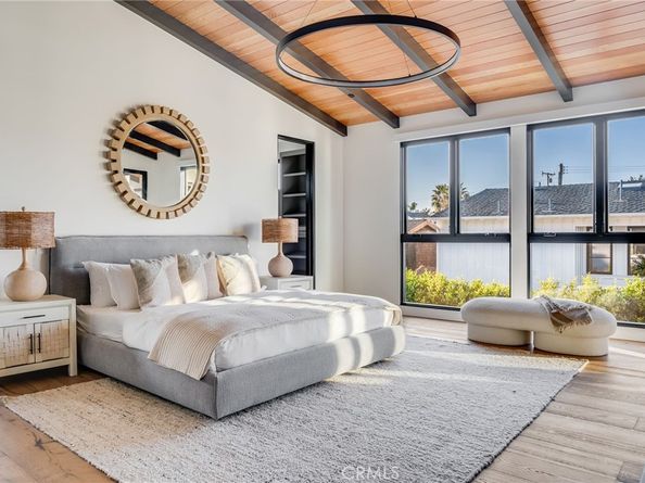 427 Santa Ana Av, Newport Beach CA 92663