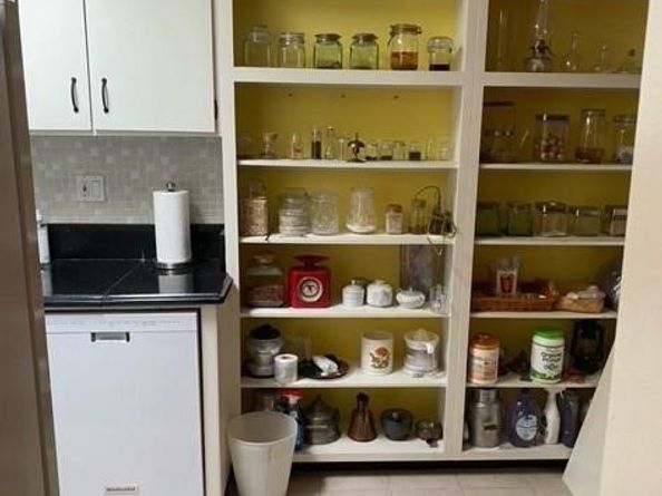 125 S Sierra Madre 304, Pasadena CA 91107