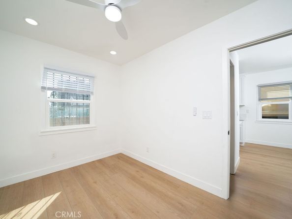 1044 Cedar Avenue, Long Beach CA 90813