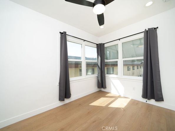 1044 Cedar Avenue, Long Beach CA 90813