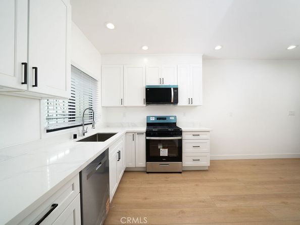 1044 Cedar Avenue, Long Beach CA 90813