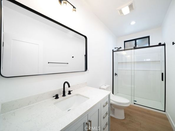 1044 Cedar Avenue, Long Beach CA 90813