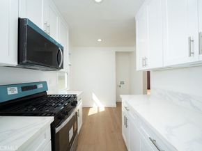 1044 Cedar Avenue, Long Beach CA 90813