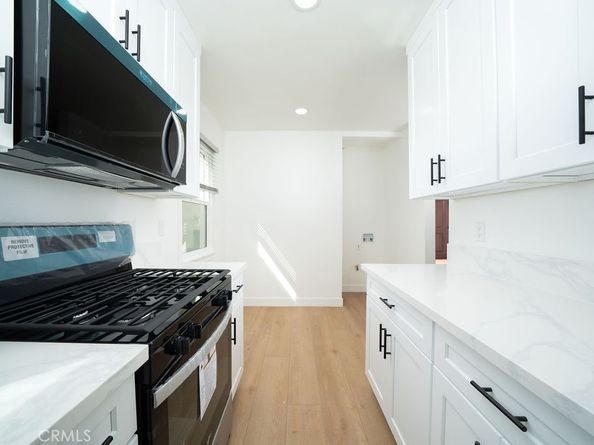 1044 Cedar Avenue, Long Beach CA 90813