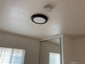 1140 1/2 S Oxford, Los Angeles CA 90006