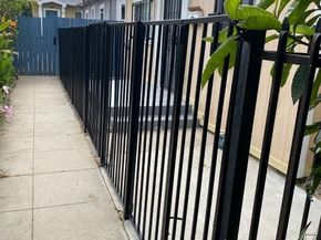 1140 1/2 S Oxford, Los Angeles CA 90006