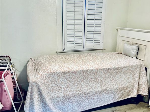 5906 Arlington, Los Angeles CA 90043