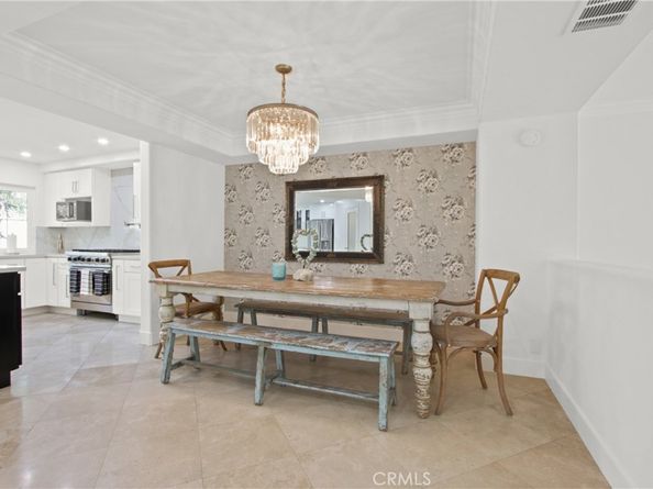 19355 Maidstone Lane, Huntington Beach CA 92648