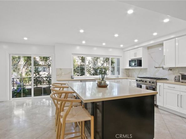 19355 Maidstone Lane, Huntington Beach CA 92648