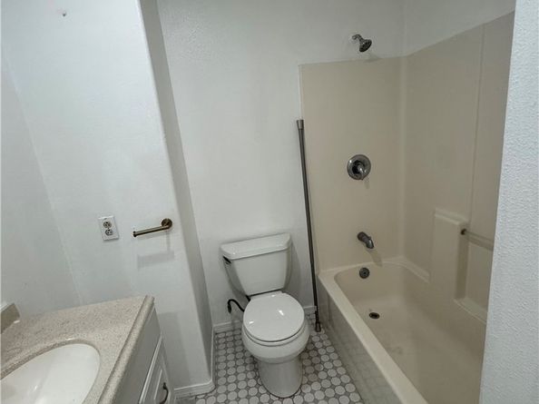 3421 Adriatic Avenue, Long Beach CA 90810