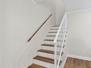 19231 Sherman 27, Reseda CA 91335