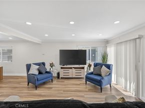 19231 Sherman 27, Reseda CA 91335