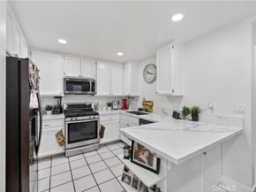 19231 Sherman 27, Reseda CA 91335