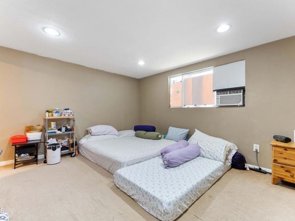 1421 E Abbottson Street, Carson CA 90746