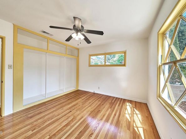 3106 Honolulu Avenue, La Crescenta CA 91214