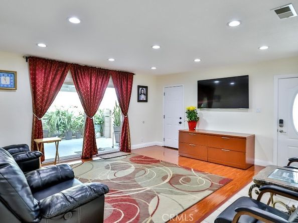 2306 Laird Street, Santa Ana CA 92706