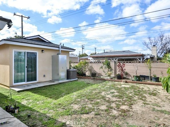 2306 Laird Street, Santa Ana CA 92706