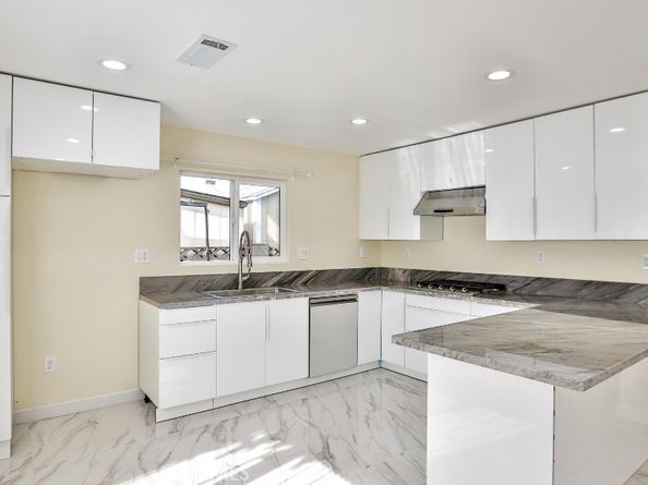 2306 Laird Street, Santa Ana CA 92706