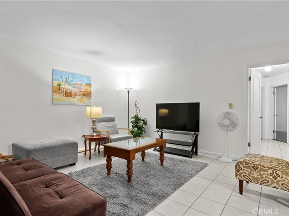 444 Obispo Avenue 3, Long Beach CA 90814