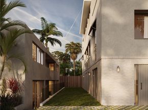 315 University Drive, Costa Mesa CA 92627