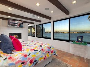 6911 E Ocean, Long Beach CA 90803