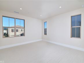 109 Oakstone, Irvine CA 92618