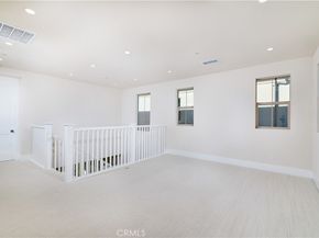 109 Oakstone, Irvine CA 92618