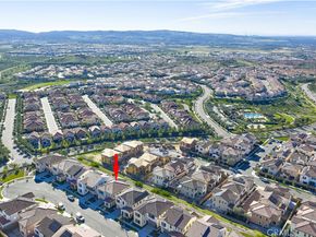 109 Oakstone, Irvine CA 92618
