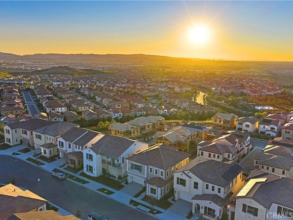 109 Oakstone, Irvine CA 92618