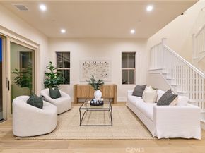 109 Oakstone, Irvine CA 92618