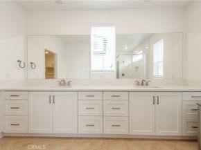 608 Grizzly, Irvine CA 92618