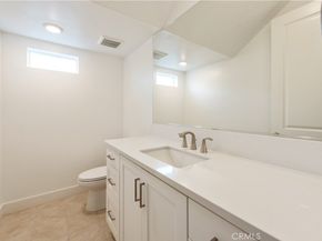 608 Grizzly, Irvine CA 92618