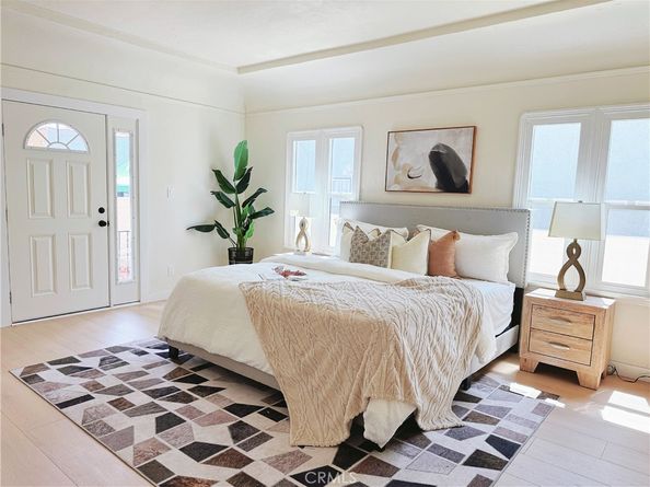 1226 W 66th Street, Los Angeles CA 90044