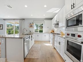 11 Silver Spruce Court, Lake Forest CA 92630