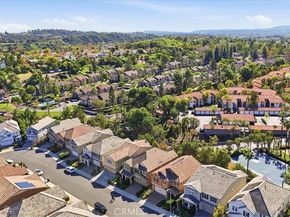 11 Silver Spruce Court, Lake Forest CA 92630