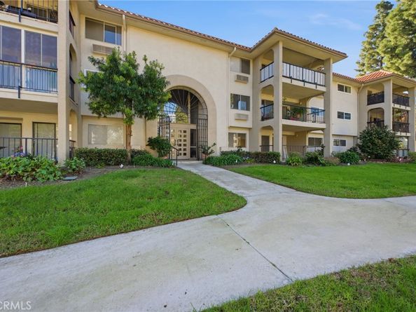 3243 San Amadeo 1F, Laguna Woods CA 92637