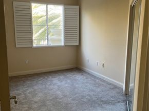 2446 Watermarke, Irvine CA 92612