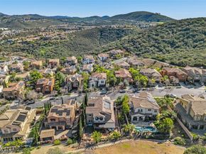 3246 Sitio Avellana, Carlsbad CA 92009