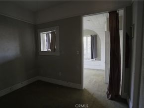 1724 Clinton Street, Los Angeles CA 90026