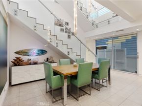 44 61st Place, Long Beach CA 90803