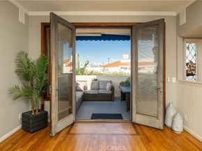 16425 Martin Lane, Huntington Beach CA 92649