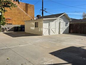 242 N St Andrews, Los Angeles CA 90004