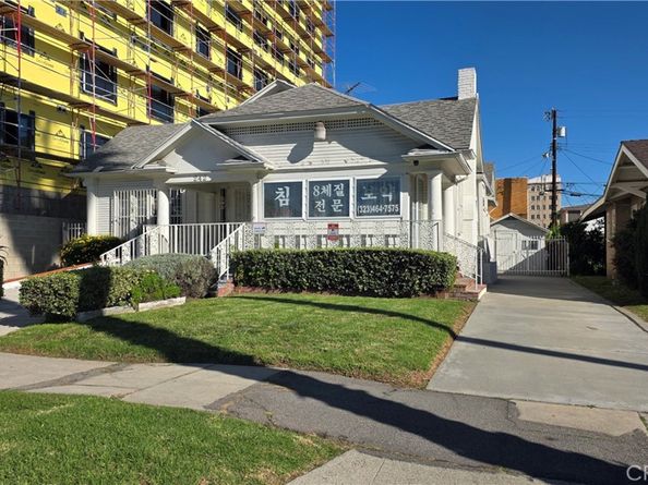 242 N St Andrews, Los Angeles CA 90004